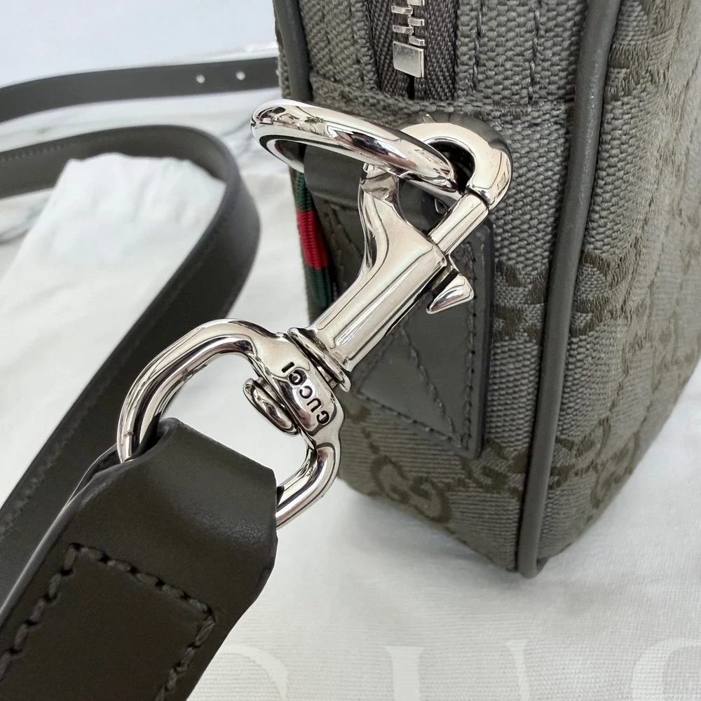 Gucci GG Supreme Canvas Crossbody Messenger Bag Olive Green 634802